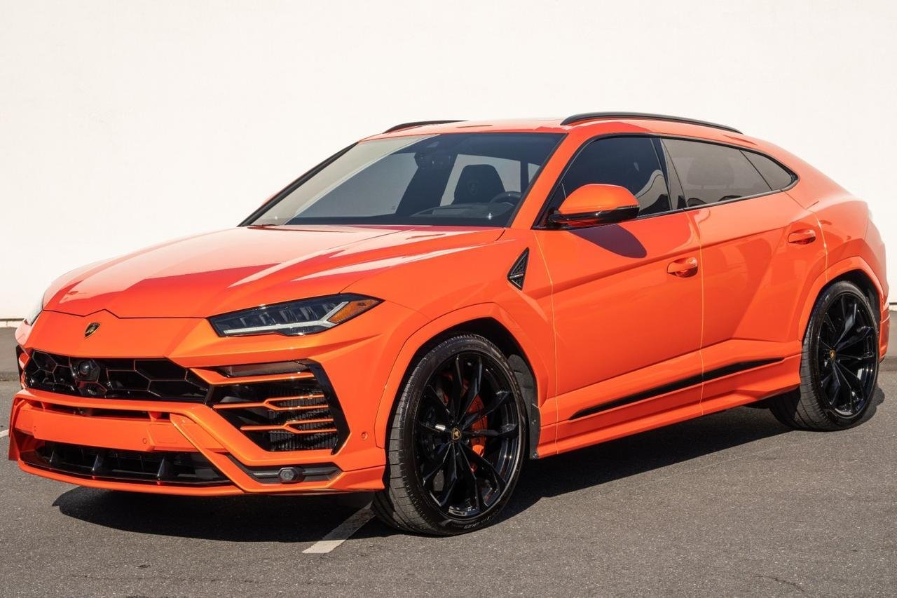 2022 Lamborghini Urus (12)