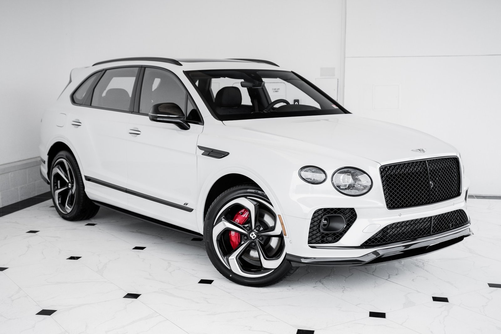 2023 BENTLEY BENTAYGA S V8(1)