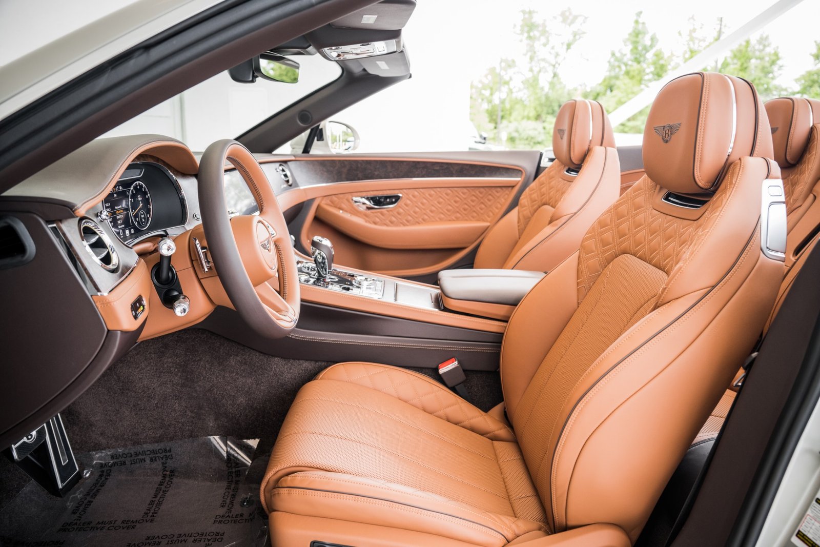 New-2023-Bentley-CONTINENTAL-GTC-AZURE-V8 (12)