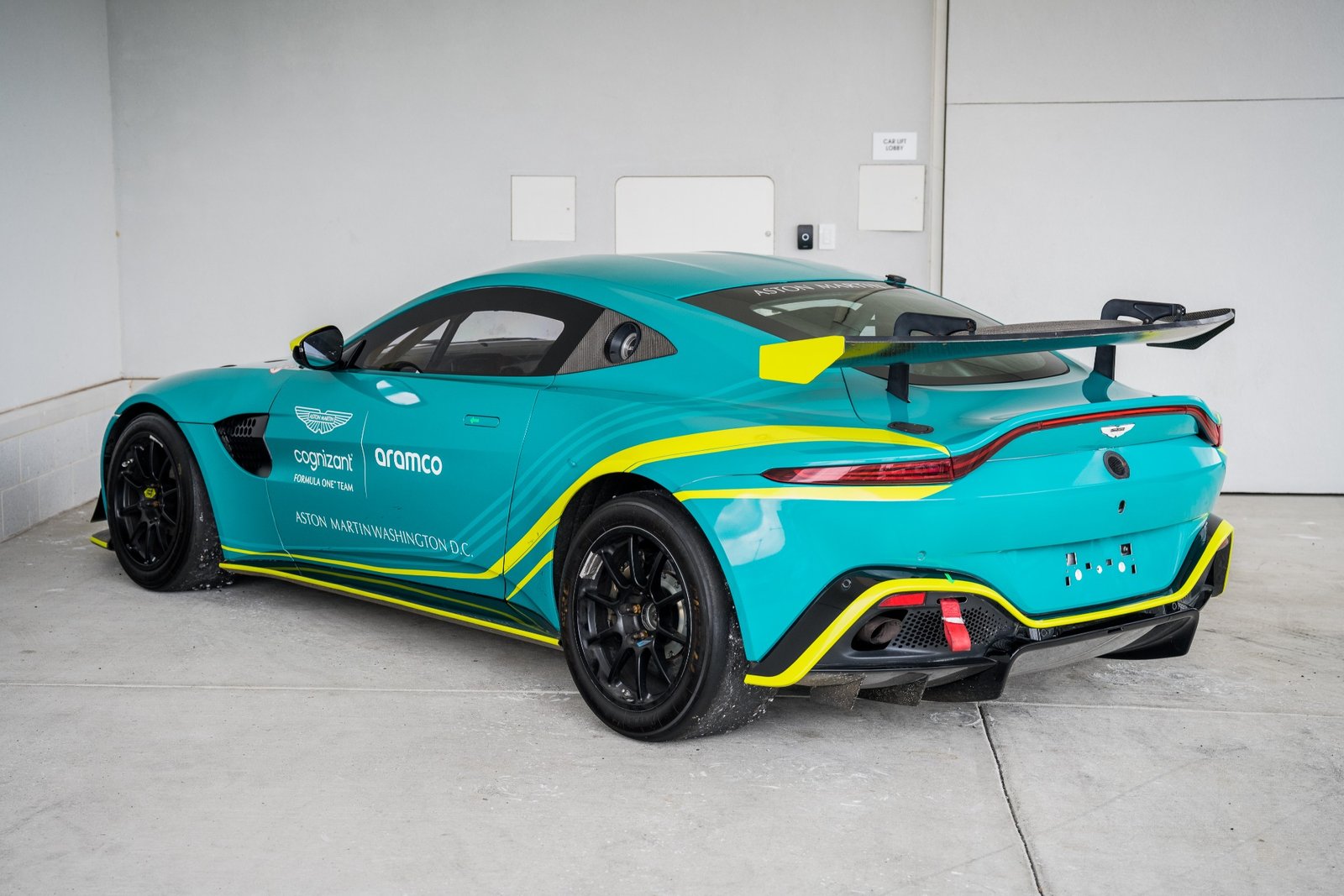 2020 ASTON MARTIN VANTAGE GT4 COMPETITION RACE CAR (19)