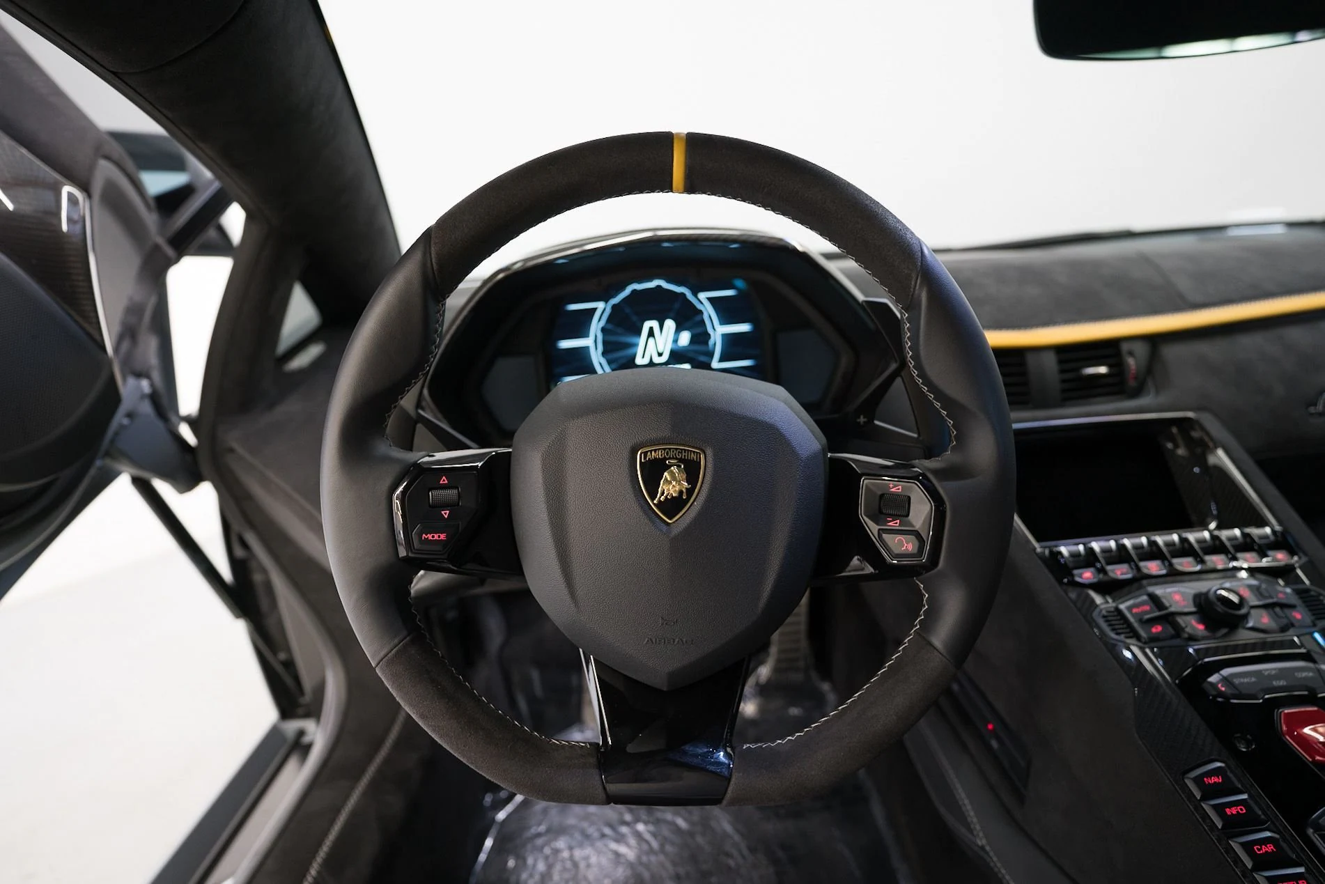 2022 Lamborghini Aventador Ultimae Coupe (28)