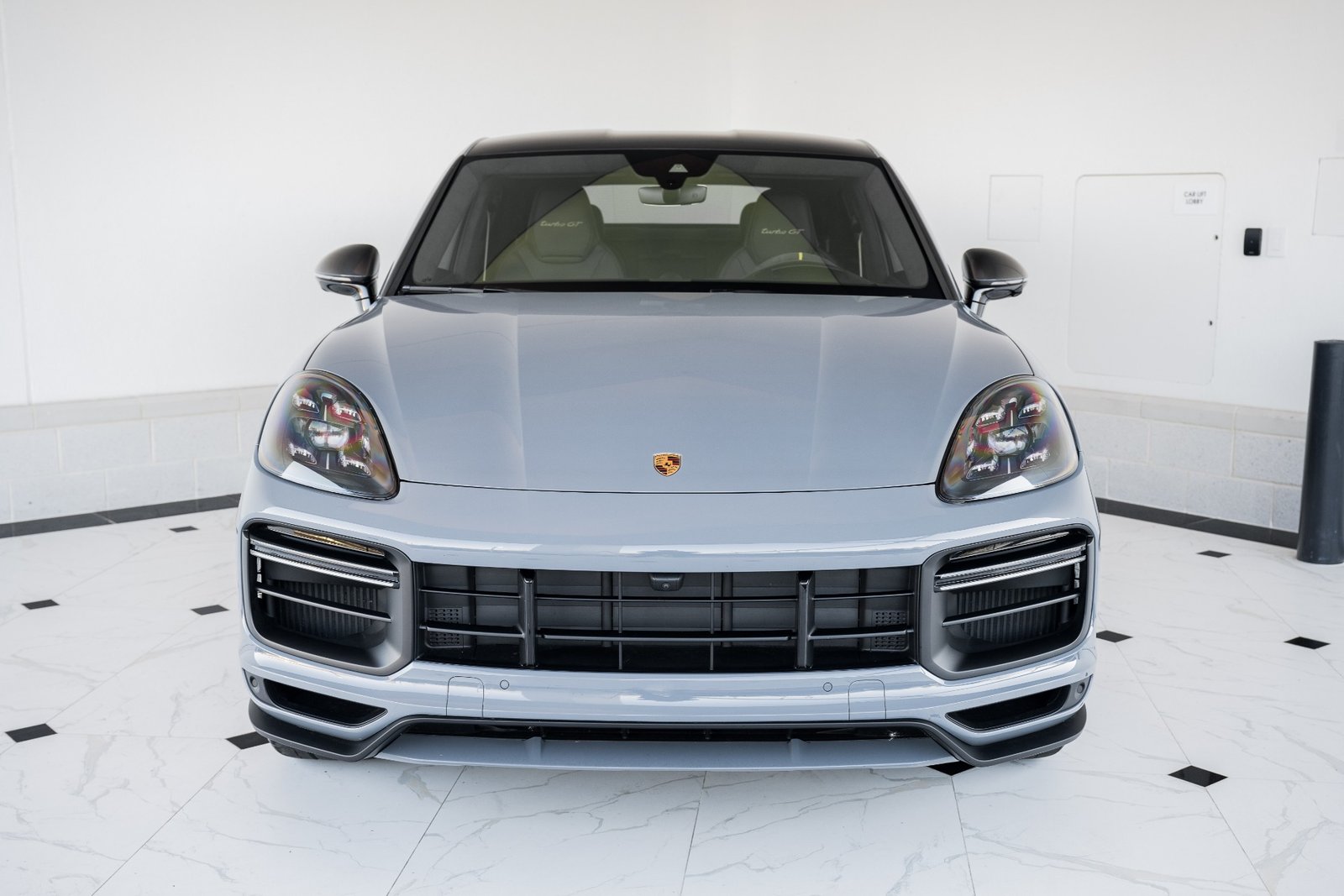 2022 PORSCHE CAYENNE COUPE TURBO GT (17)