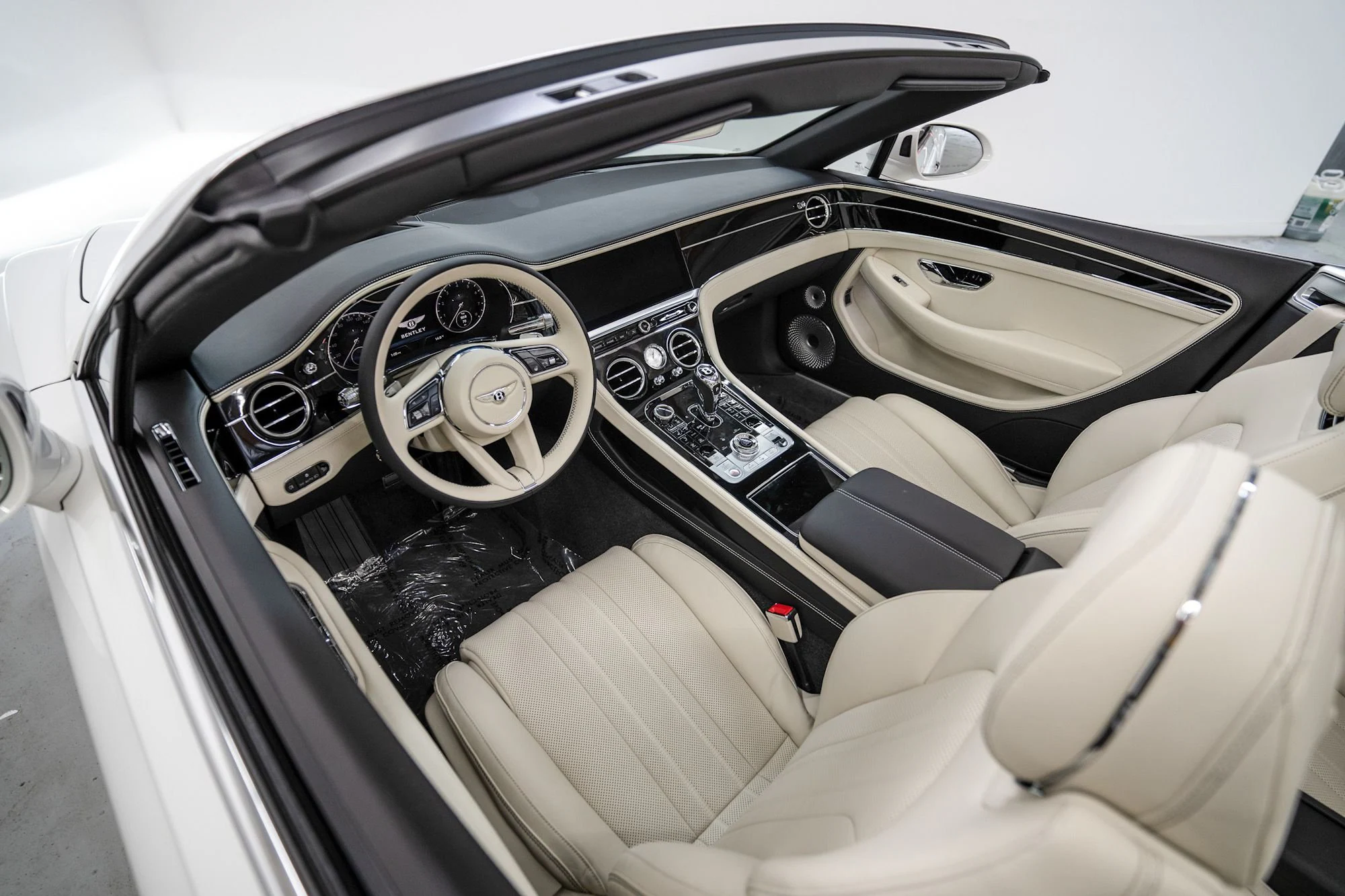 2023 Bentley Continental GTC convertible (10)