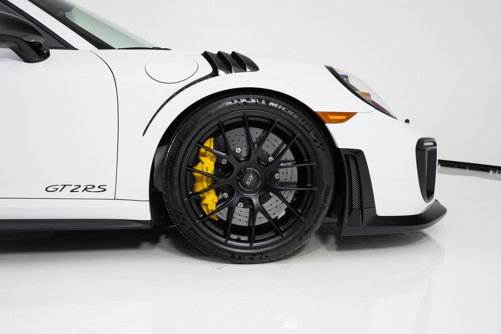 New 2018 PORSCHE 911 GT2 RS WEISSACH – MAG WHEELS (6)