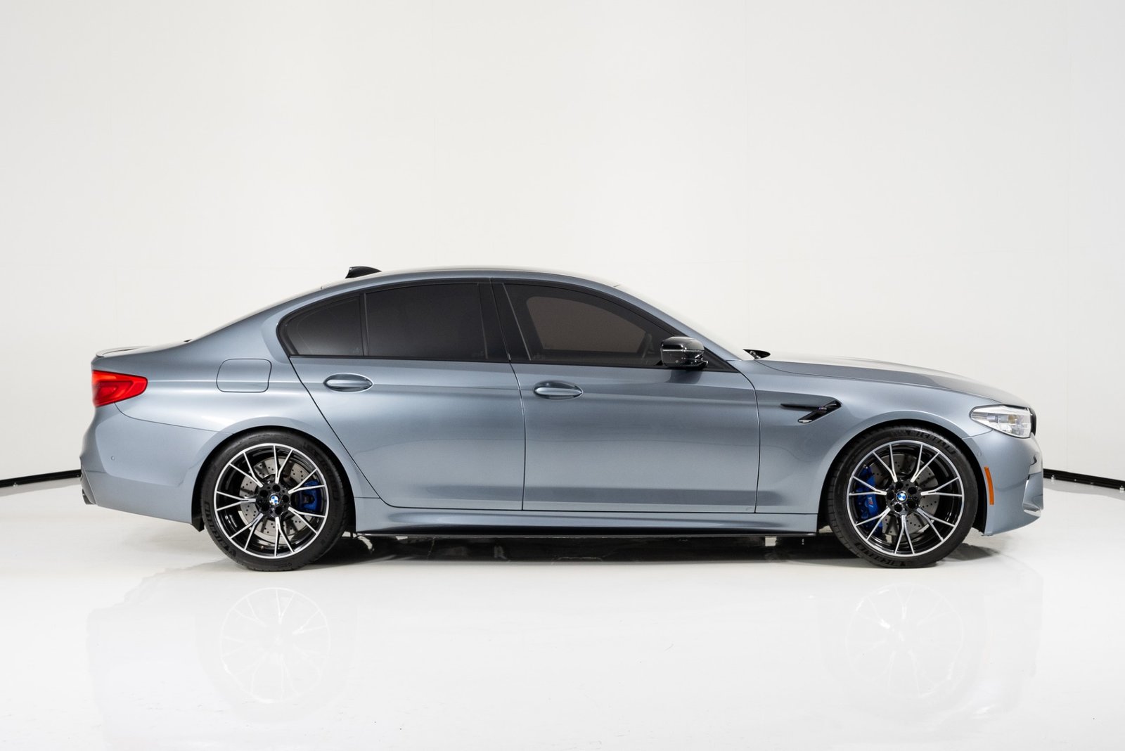 New 2019 BMW M5 COMPETITION (31)