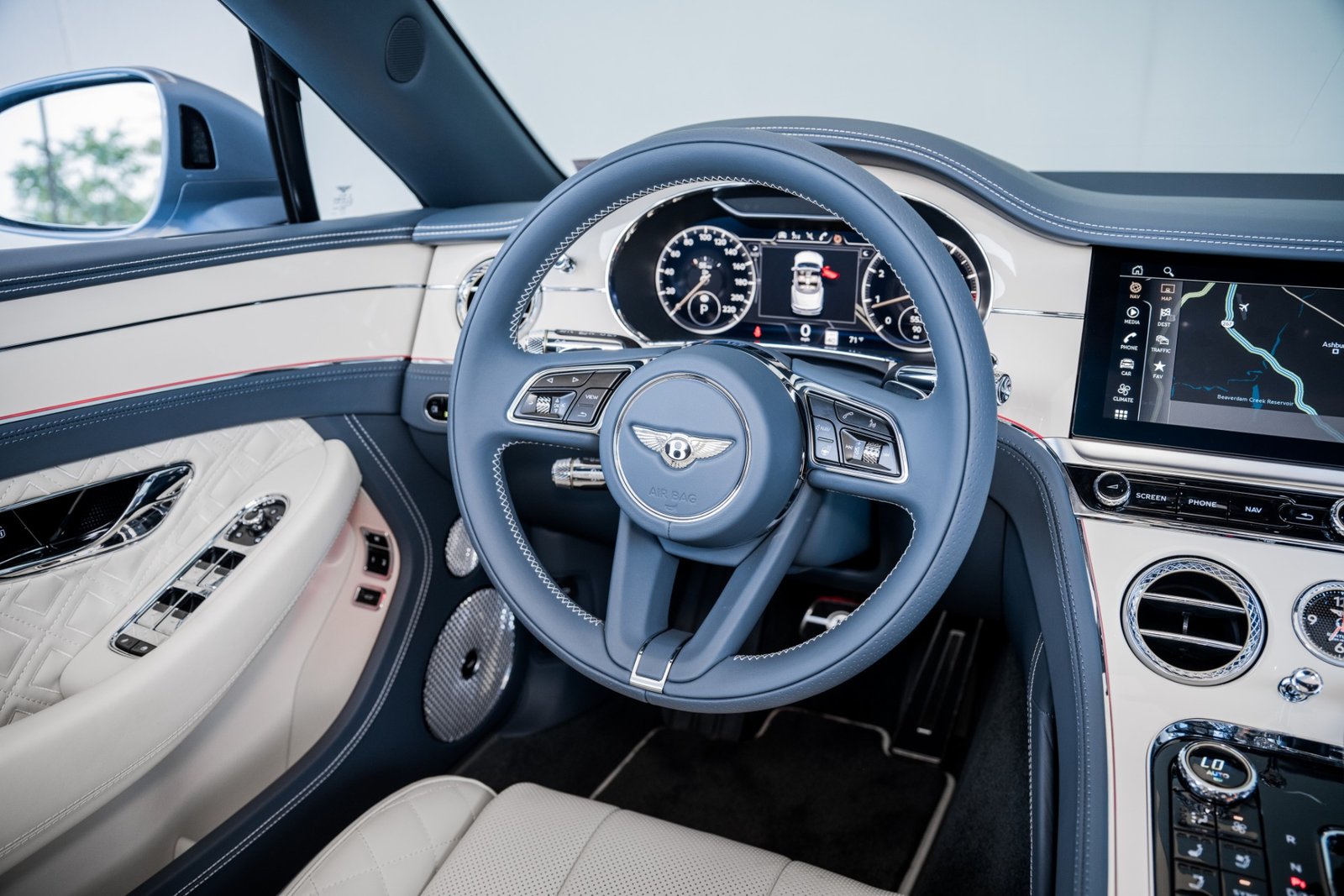 New-2023-Bentley-CONTINENTAL-GTC-AZURE (10)
