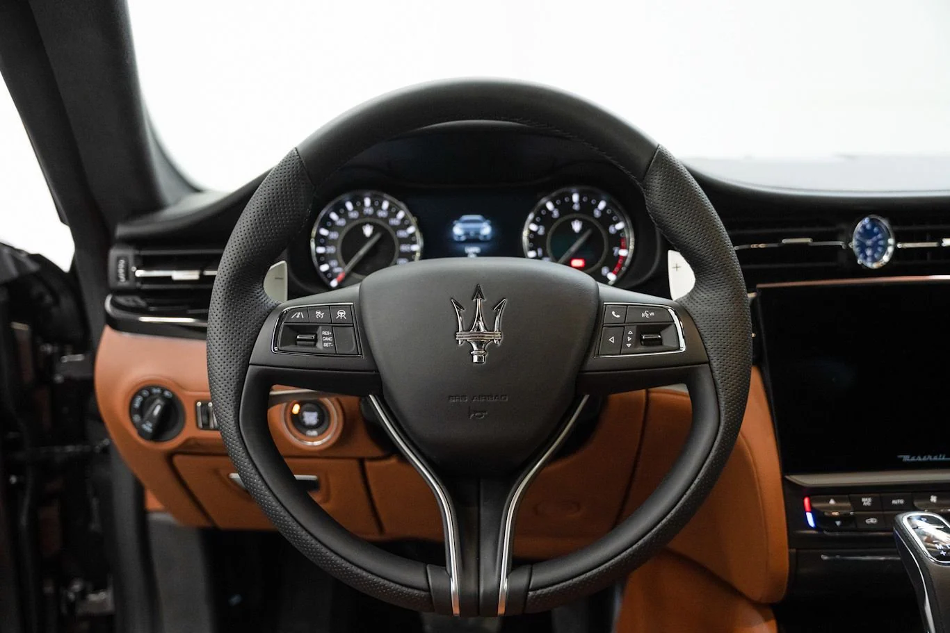 New 2023 Maserati Quattroporte Modena sedan (12)