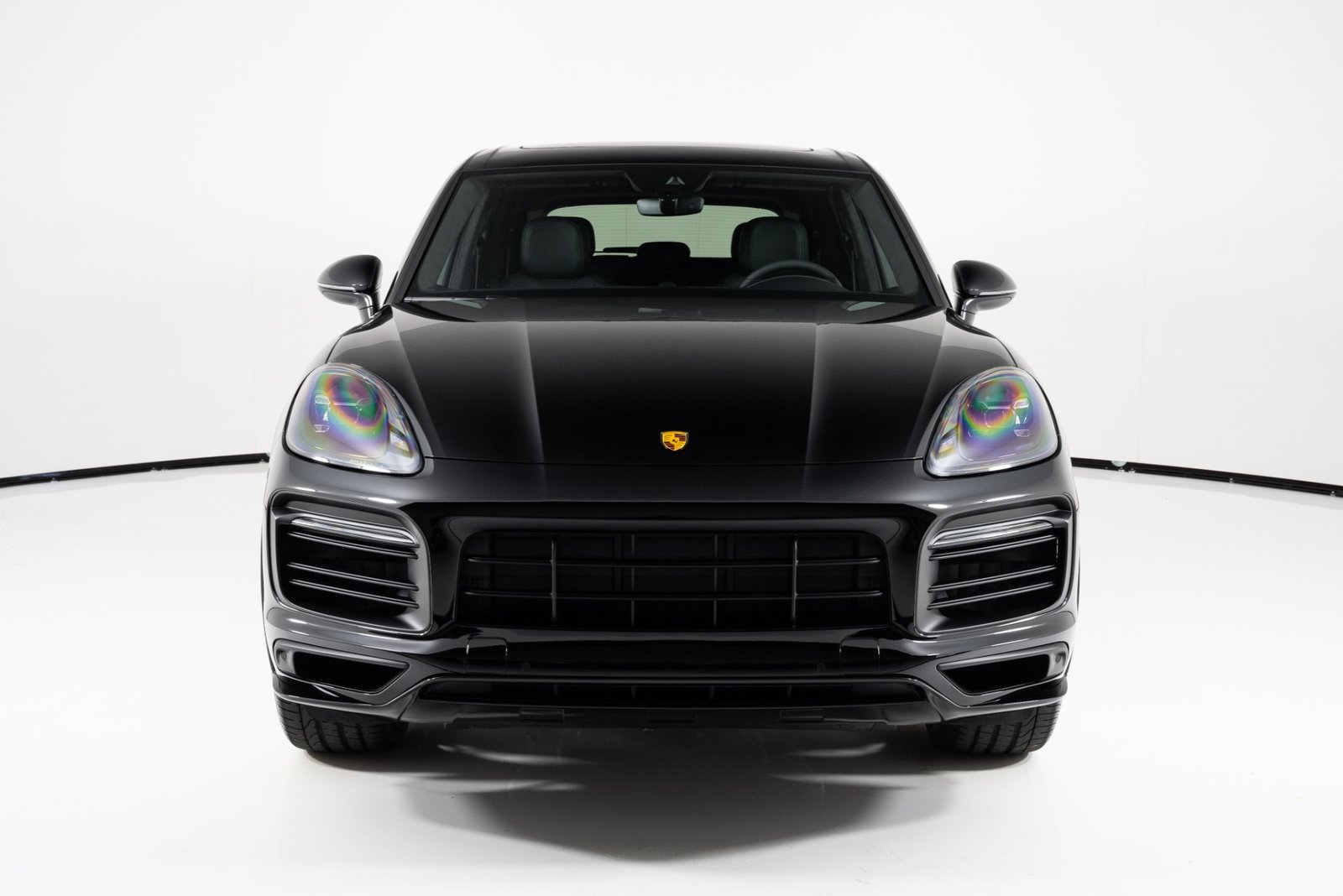 New 2023 PORSCHE CAYENNE GTS (1)