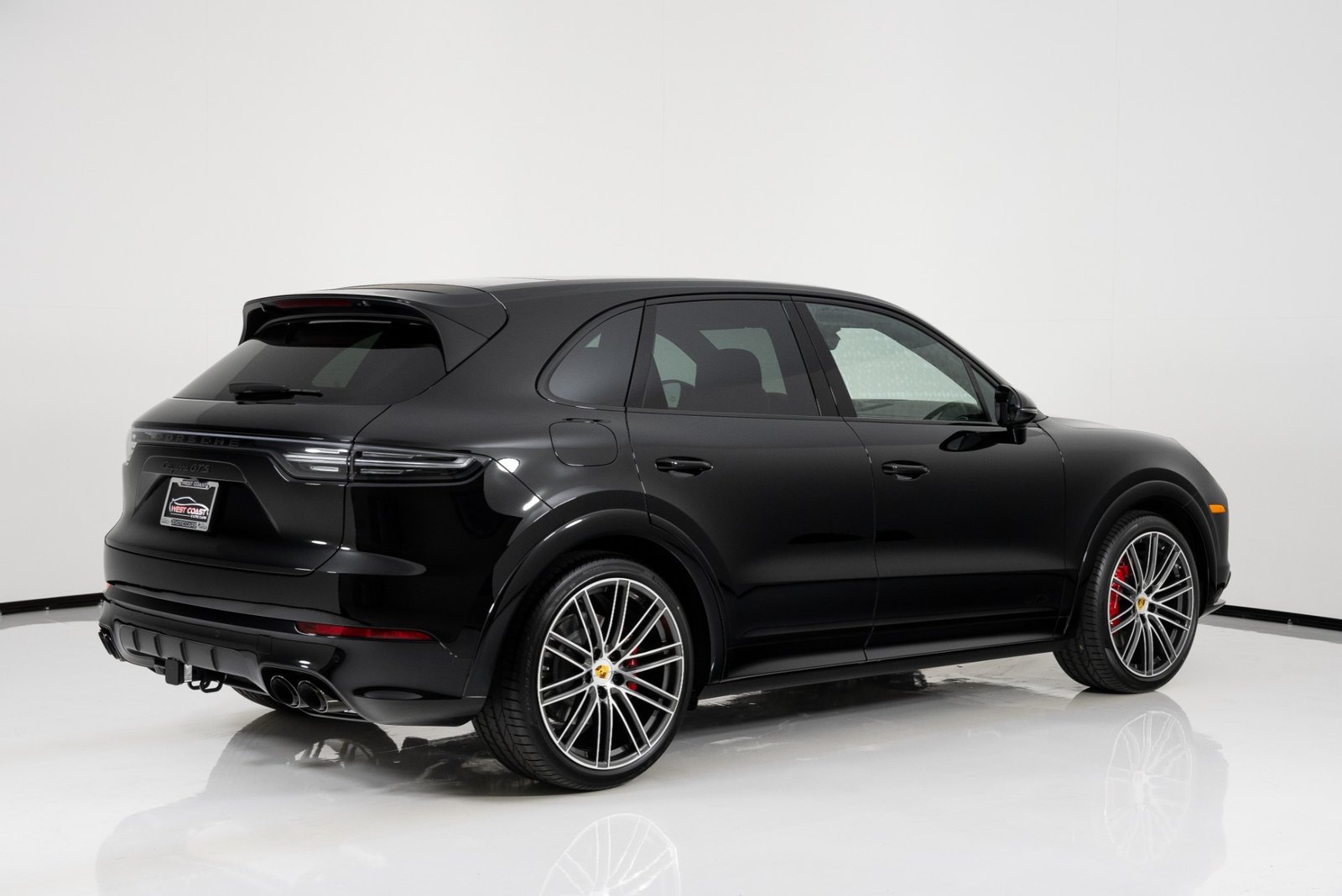 New 2023 PORSCHE CAYENNE GTS (28)