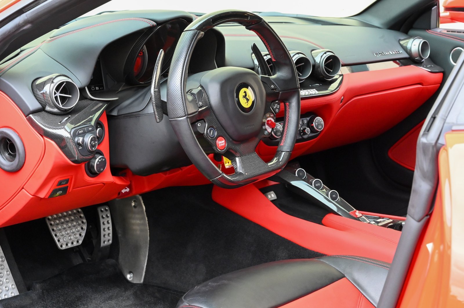 Used 2017 Ferrari F12berlinetta (17)