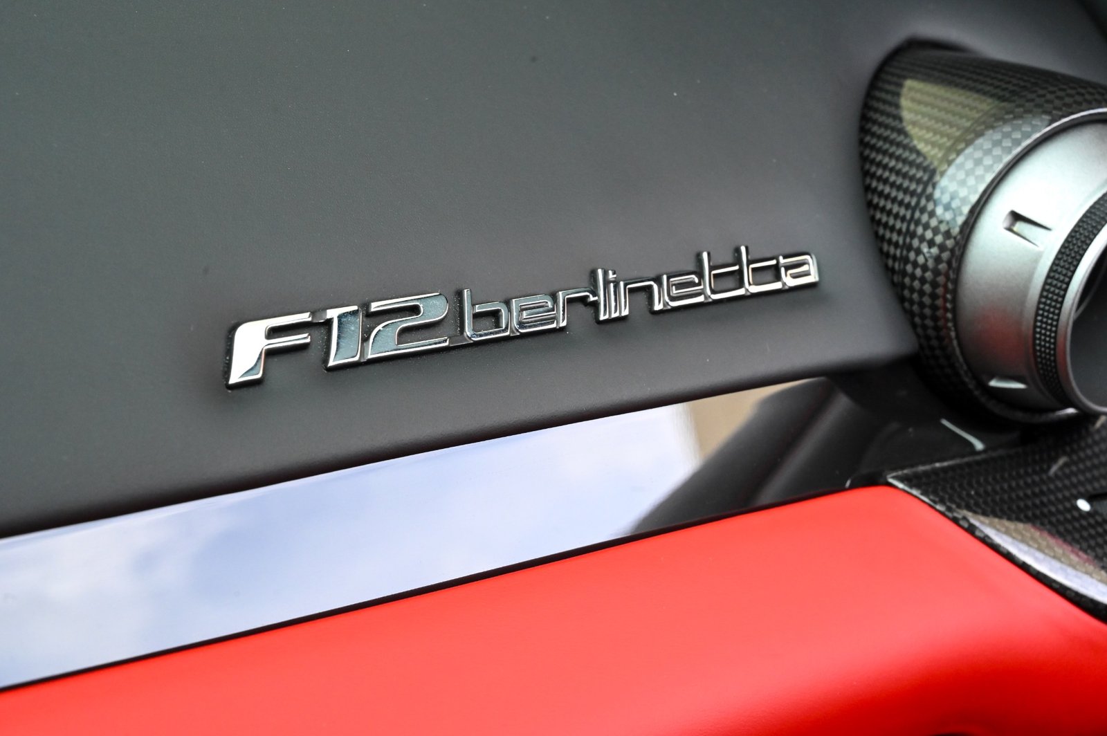 Used 2017 Ferrari F12berlinetta (29)