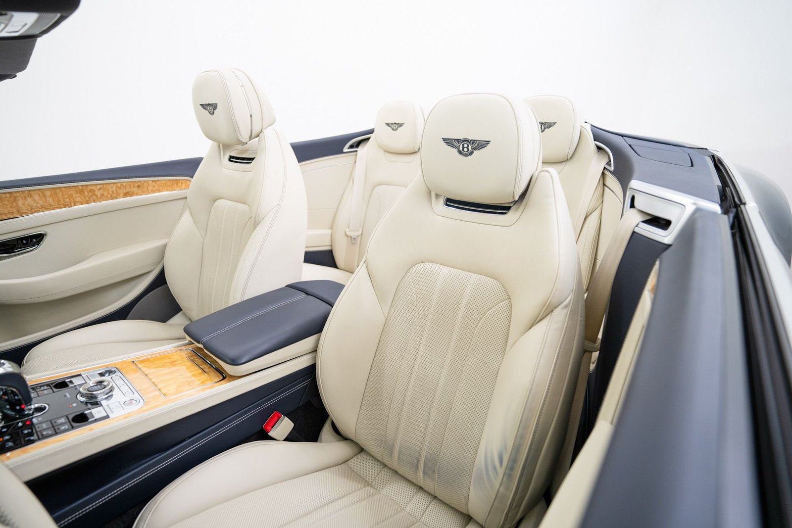 Used 2020 Bentley Continental GTC convertible (1)