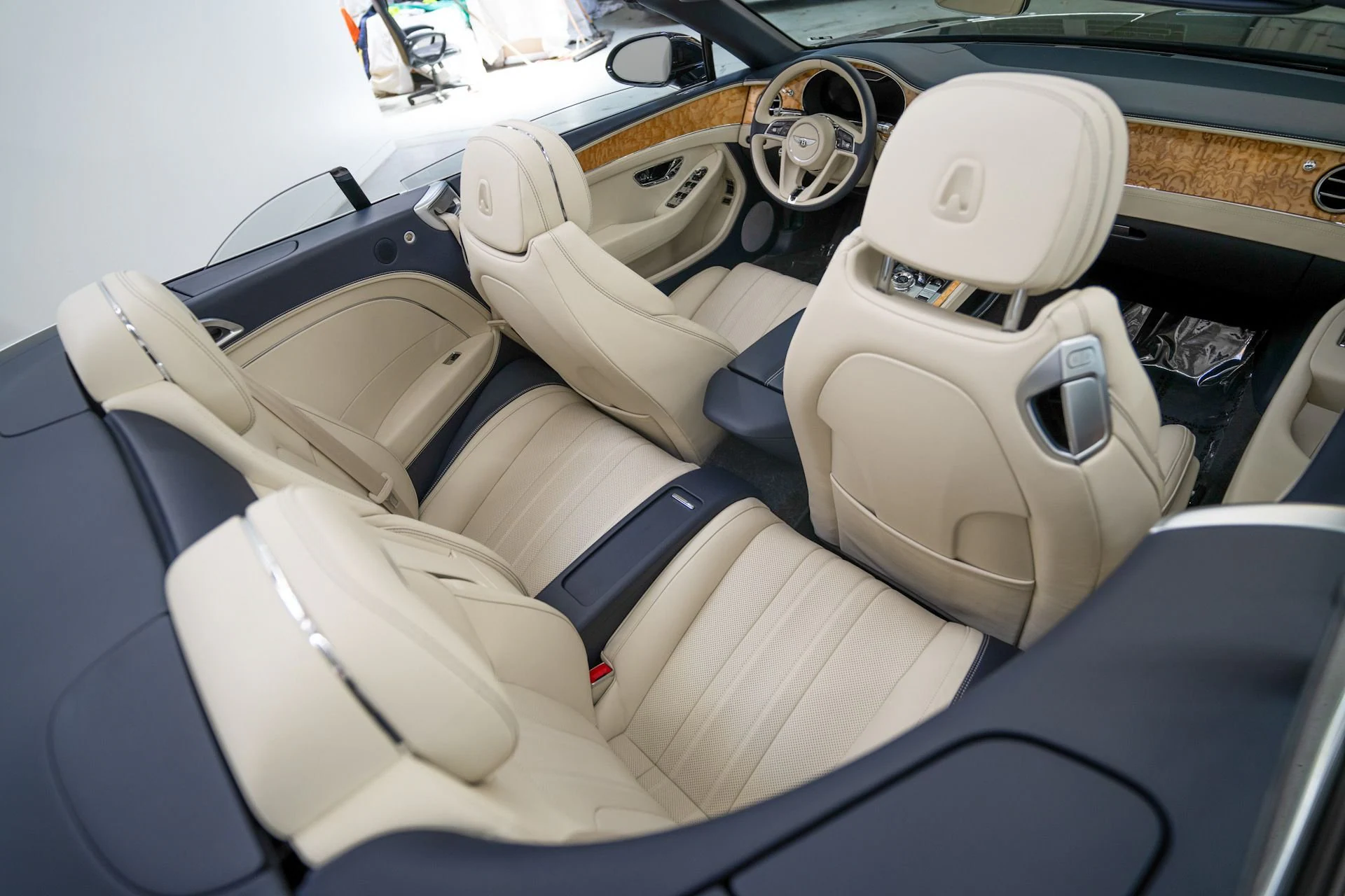 Used 2020 Bentley Continental GTC convertible (12)