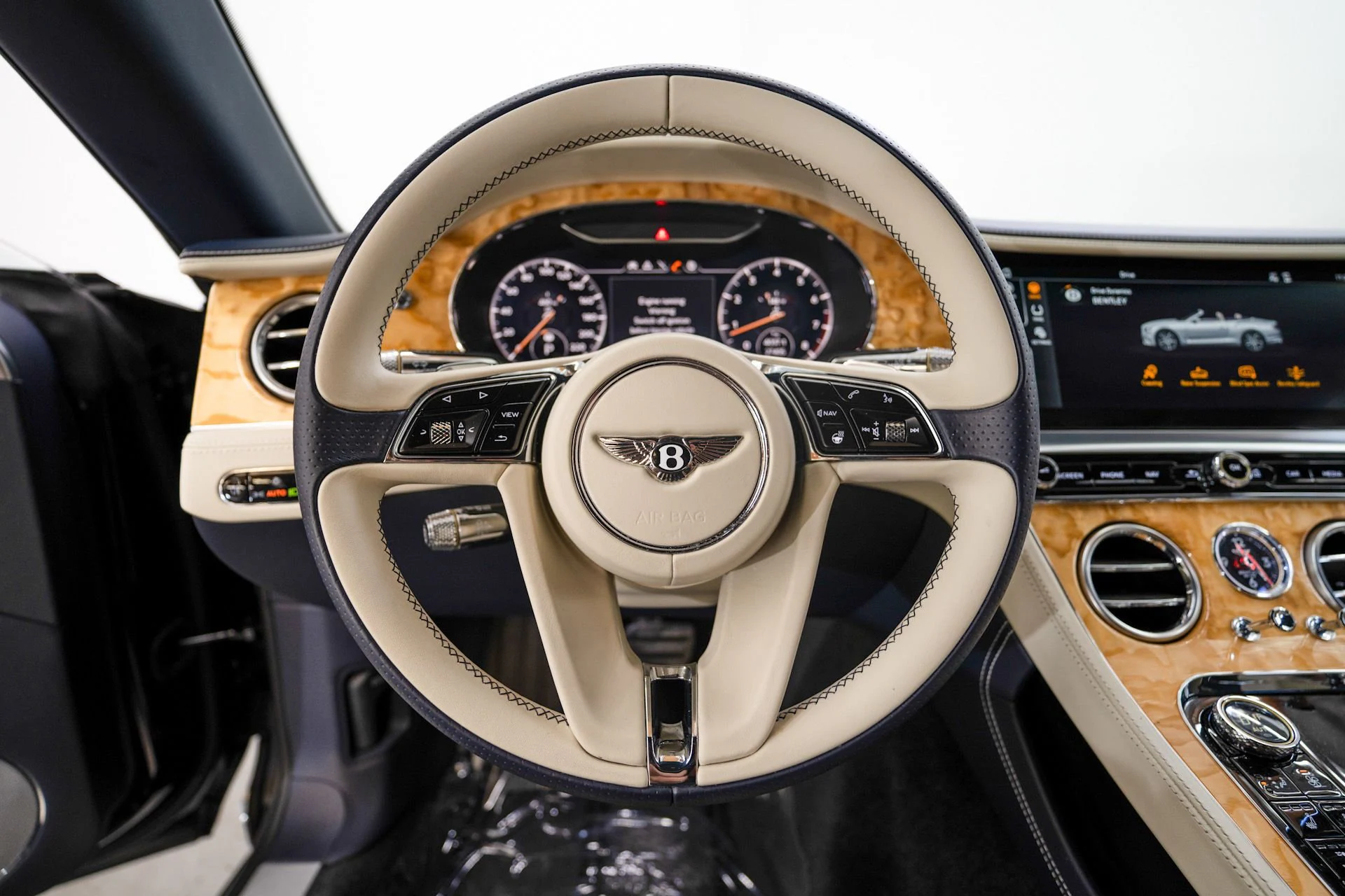 Used 2020 Bentley Continental GTC convertible (17)