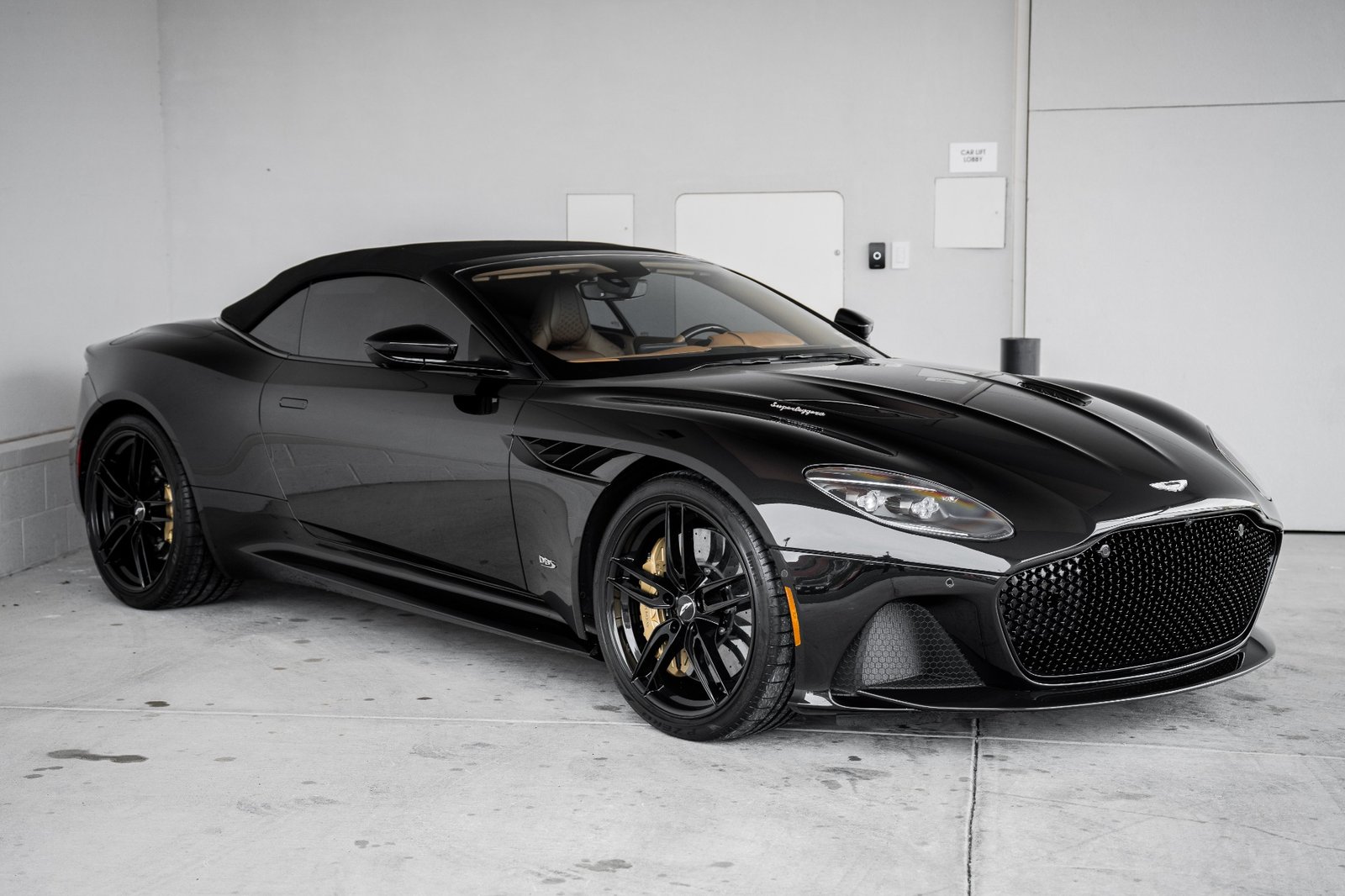 Used 2021 ASTON MARTIN DBS SUPERLEGGERA VOLANTE (21)