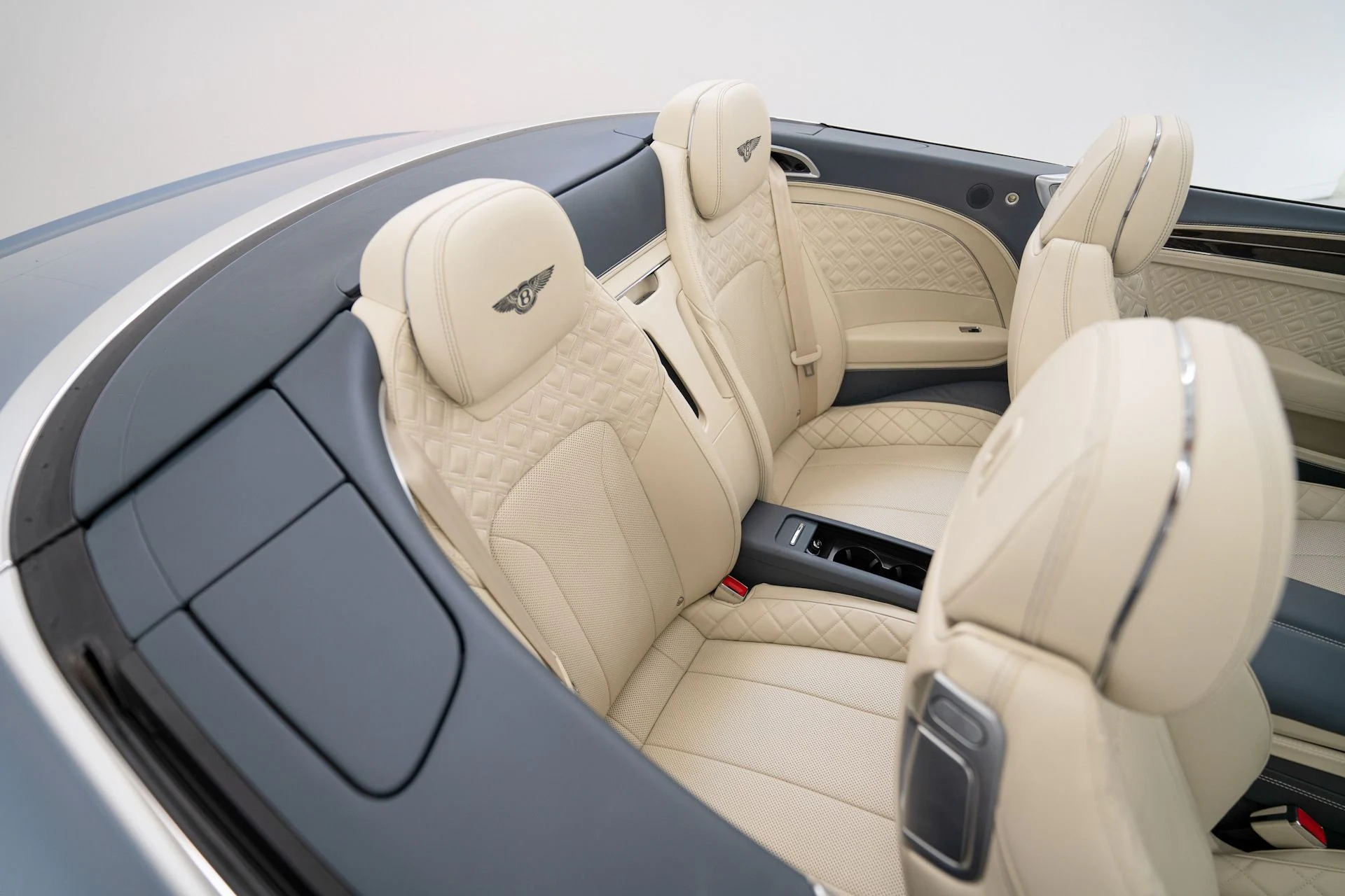 Used 2021 Bentley Continental GTC W12 convertible (11)