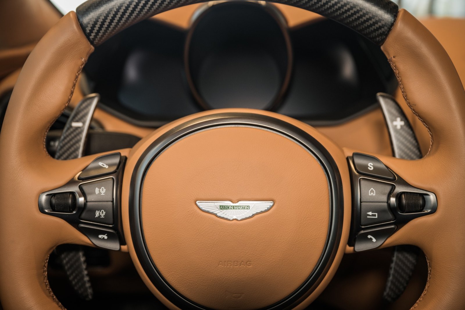 Used 2023 ASTON MARTIN VANTAGE V12 COUPE (18)