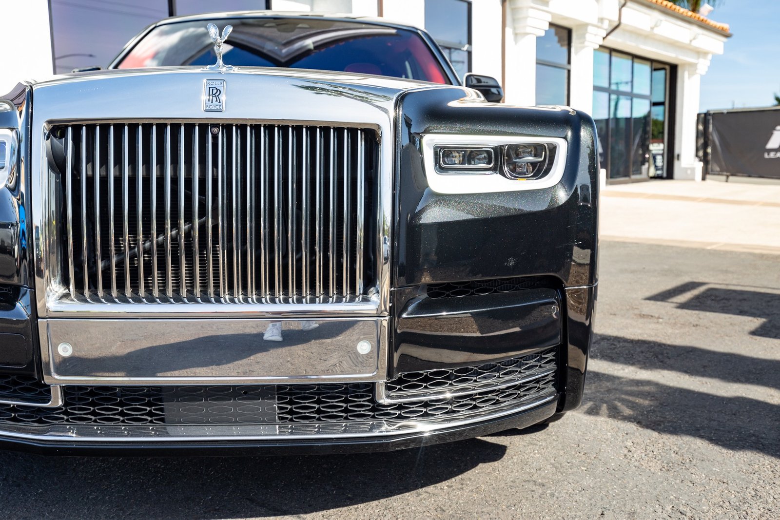 2018 Rolls-Royce Phantom (23)