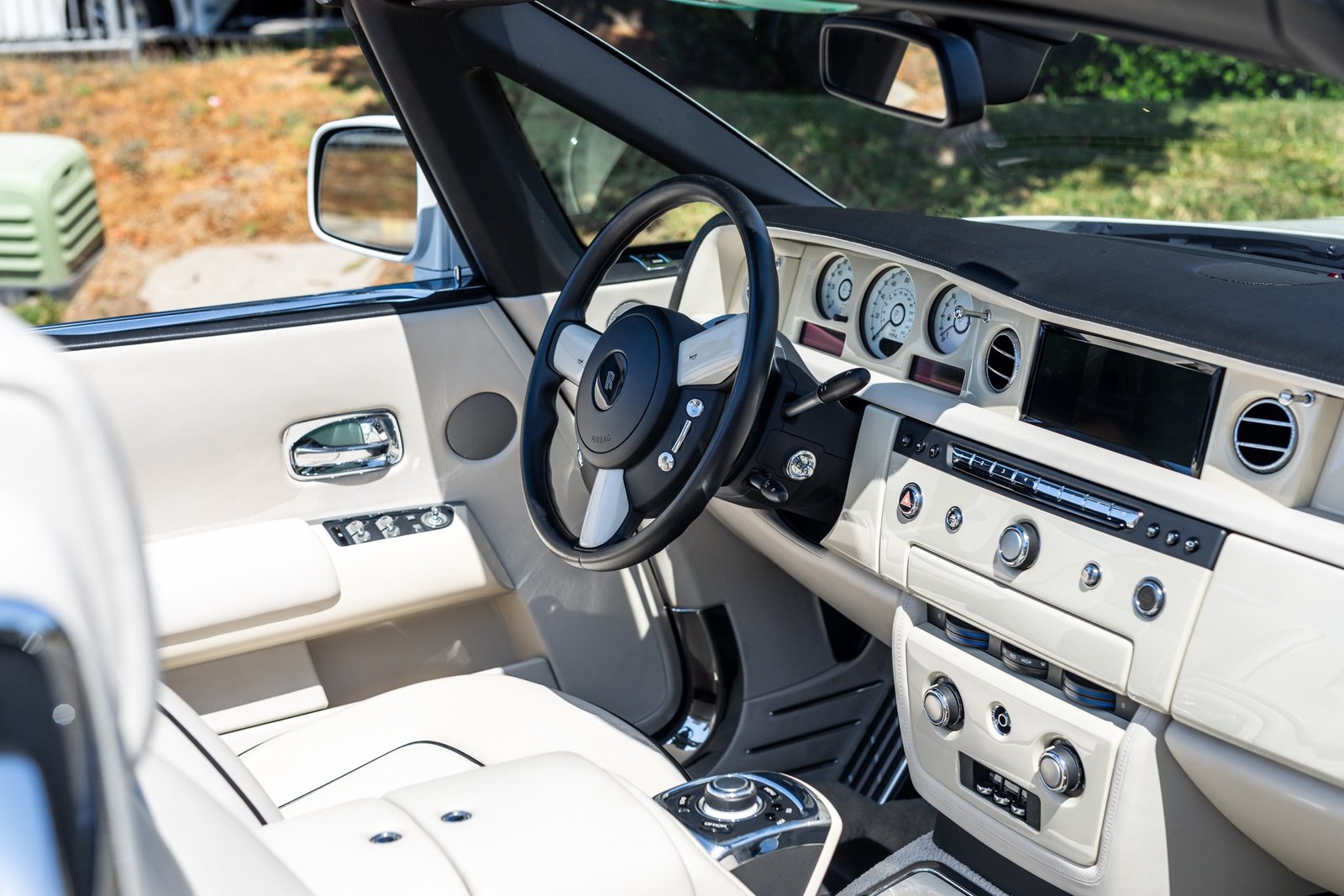 Rolls-Royce Phantom Drophead (32)