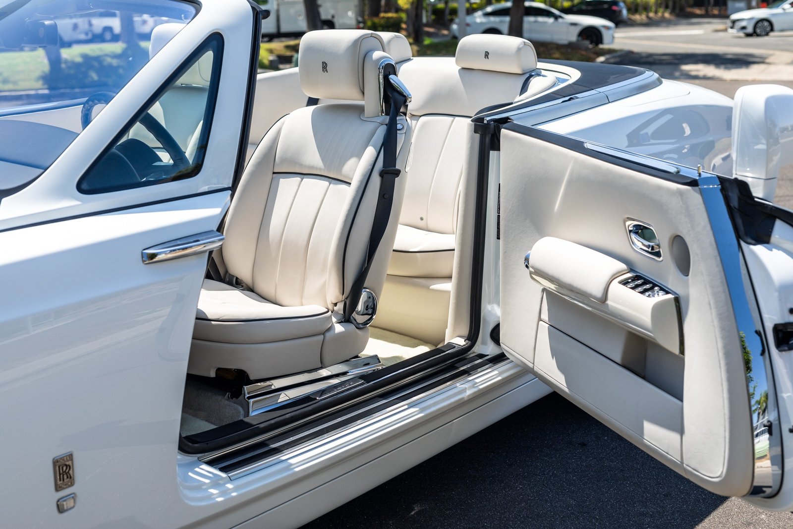 Rolls-Royce Phantom Drophead (39)