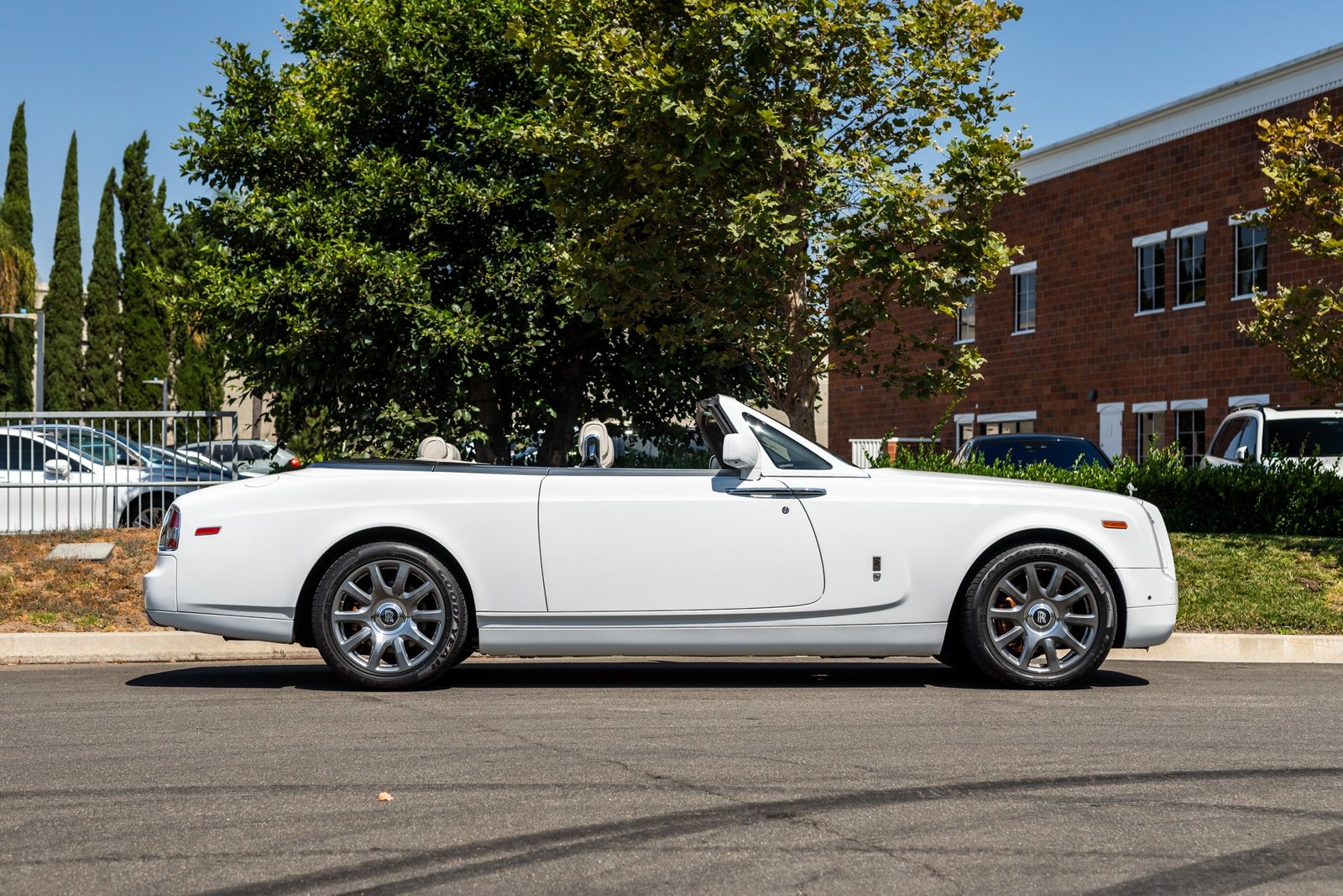 Rolls-Royce Phantom Drophead (8)