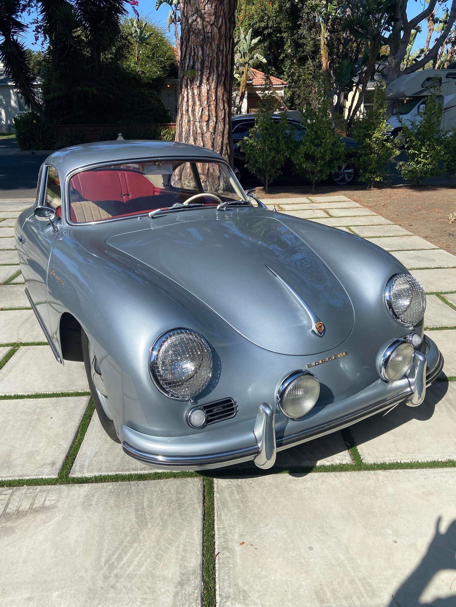 Used-1956-Porsche-356-1686947043 (2)