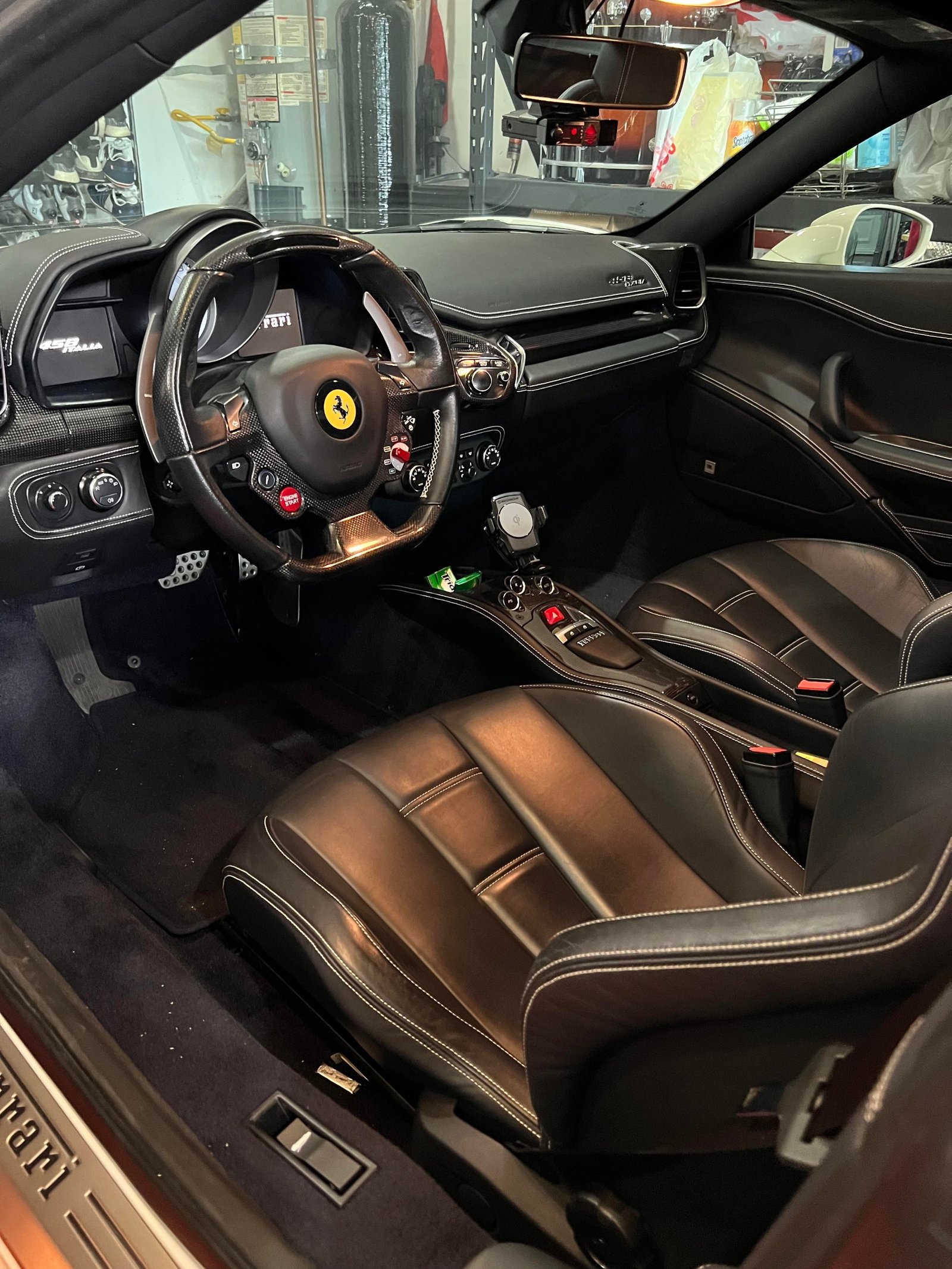 Used-2012-Ferrari-458-Italia-1687192105 (10)