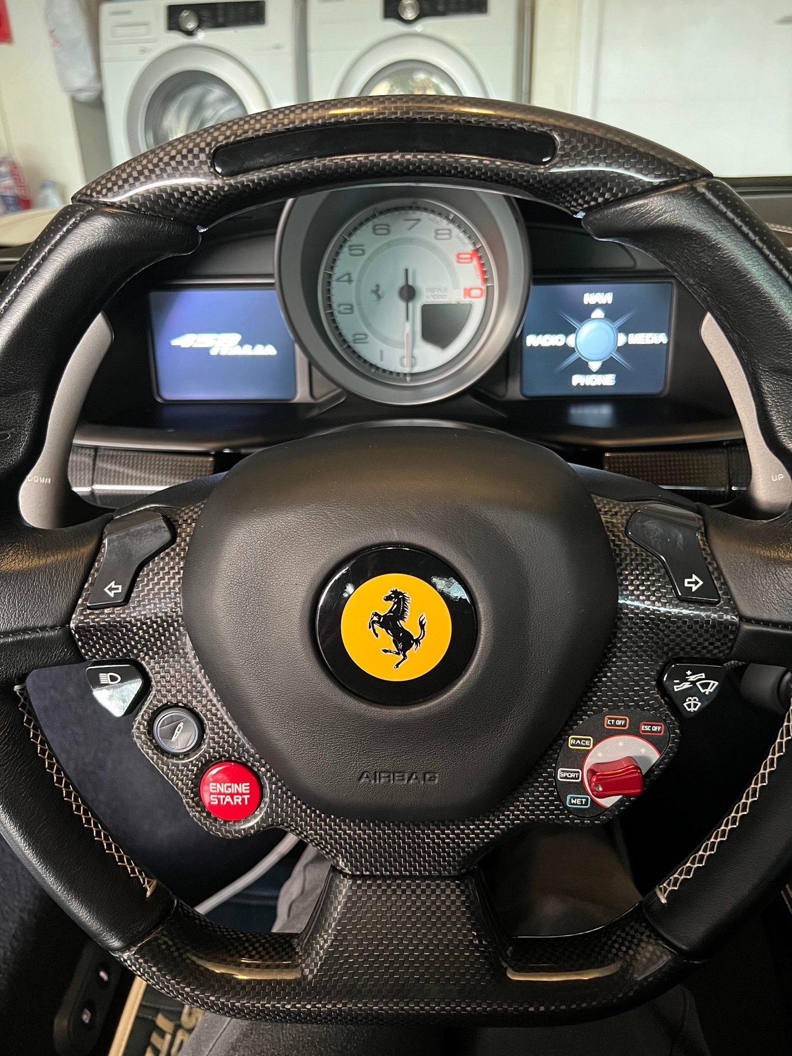 Used-2012-Ferrari-458-Italia-1687192105 (12)