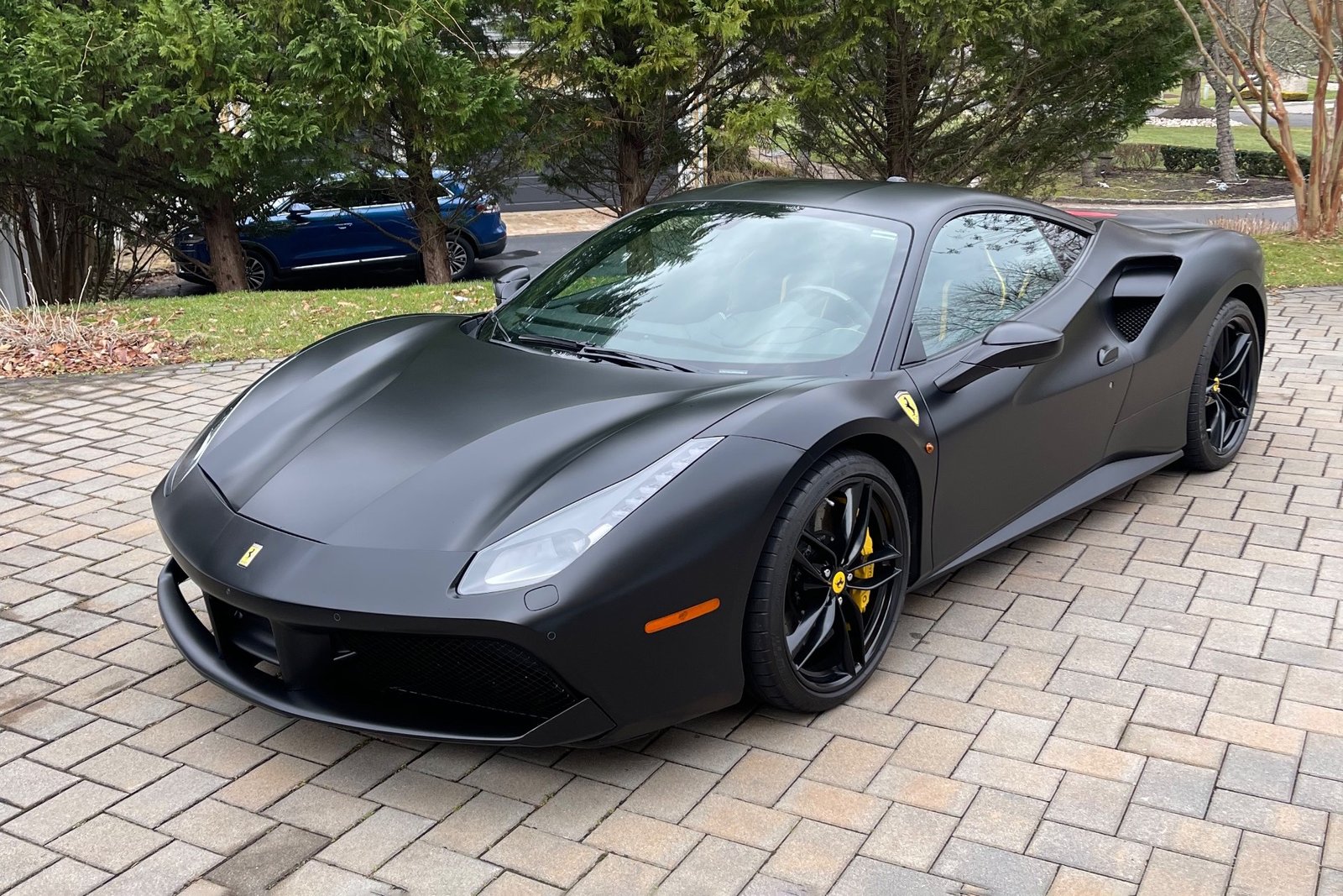 Used-2018-Ferrari-488-GTB-1676317848
