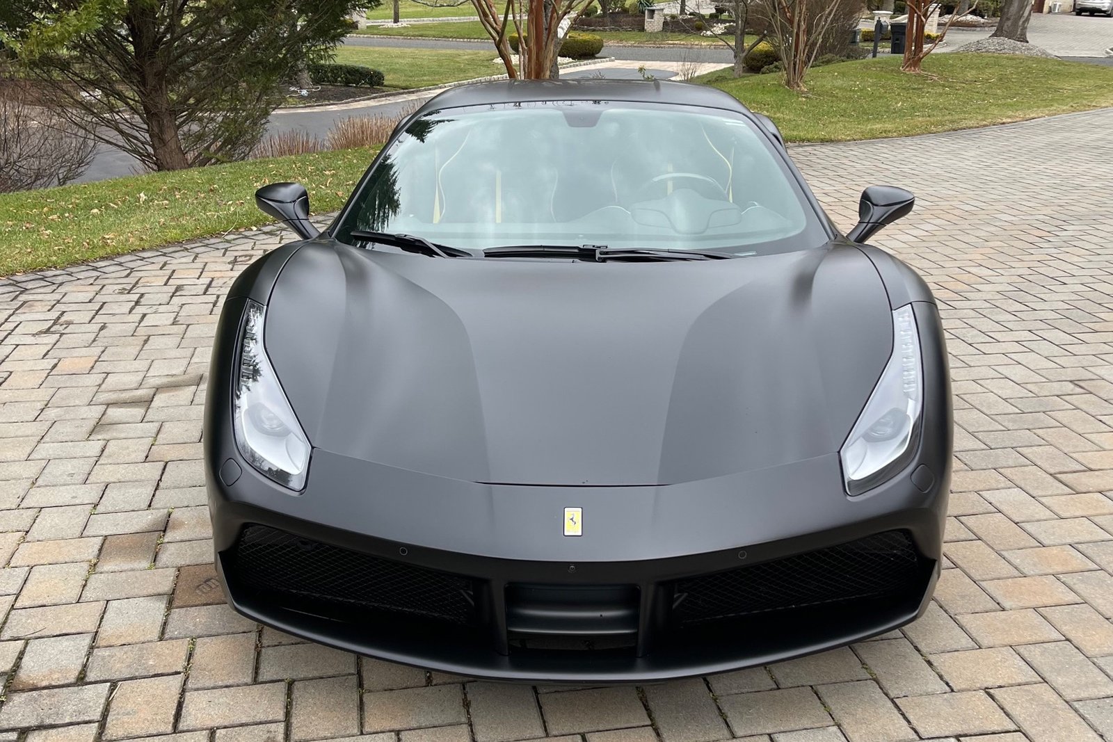 Used-2018-Ferrari-488-GTB-1676317849