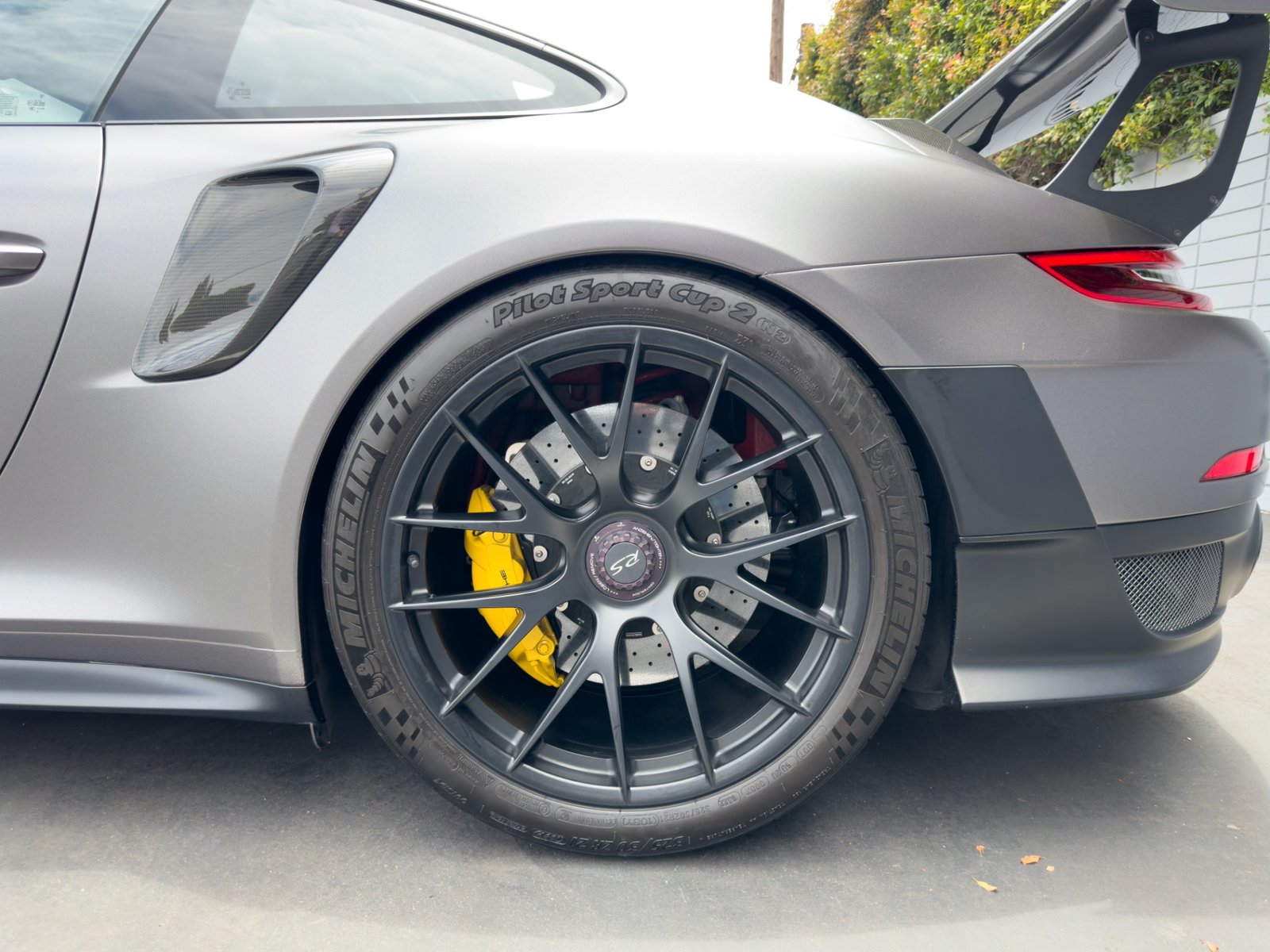 Used 2018 Porsche 911 GT2 RS For Sale (17)