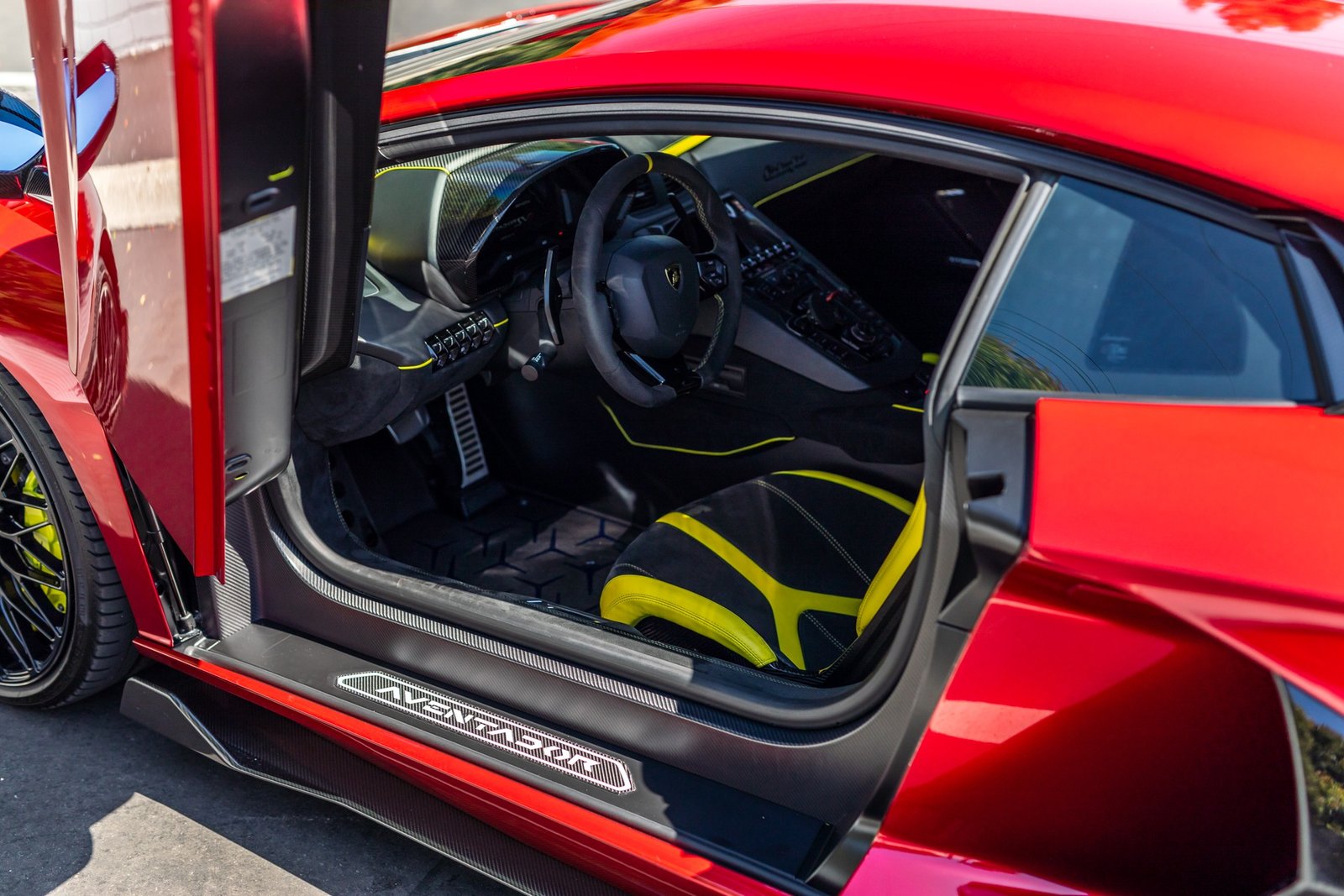 Used 2019 Lamborghini Aventador SVJ For Sale (3)