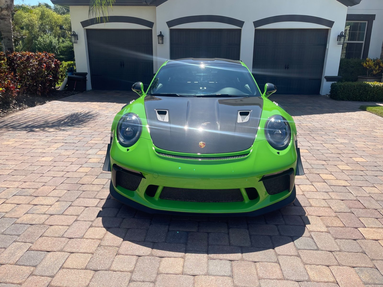 Used-2019-Porsche-911-GT3-RS-1691086578