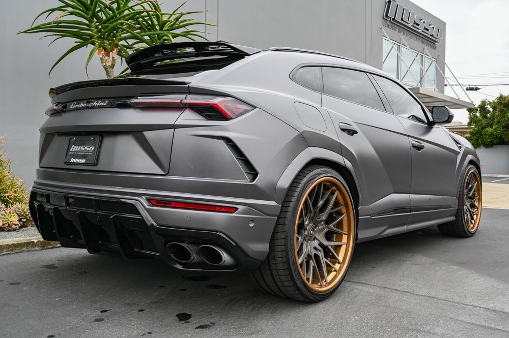 Used 2020 Lamborghini Urus For Sale (12)