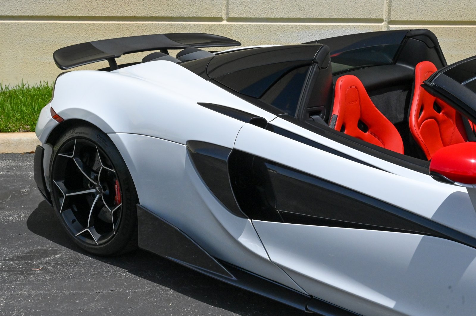 Used 2020 McLaren 600LT Spider For Sale (4)