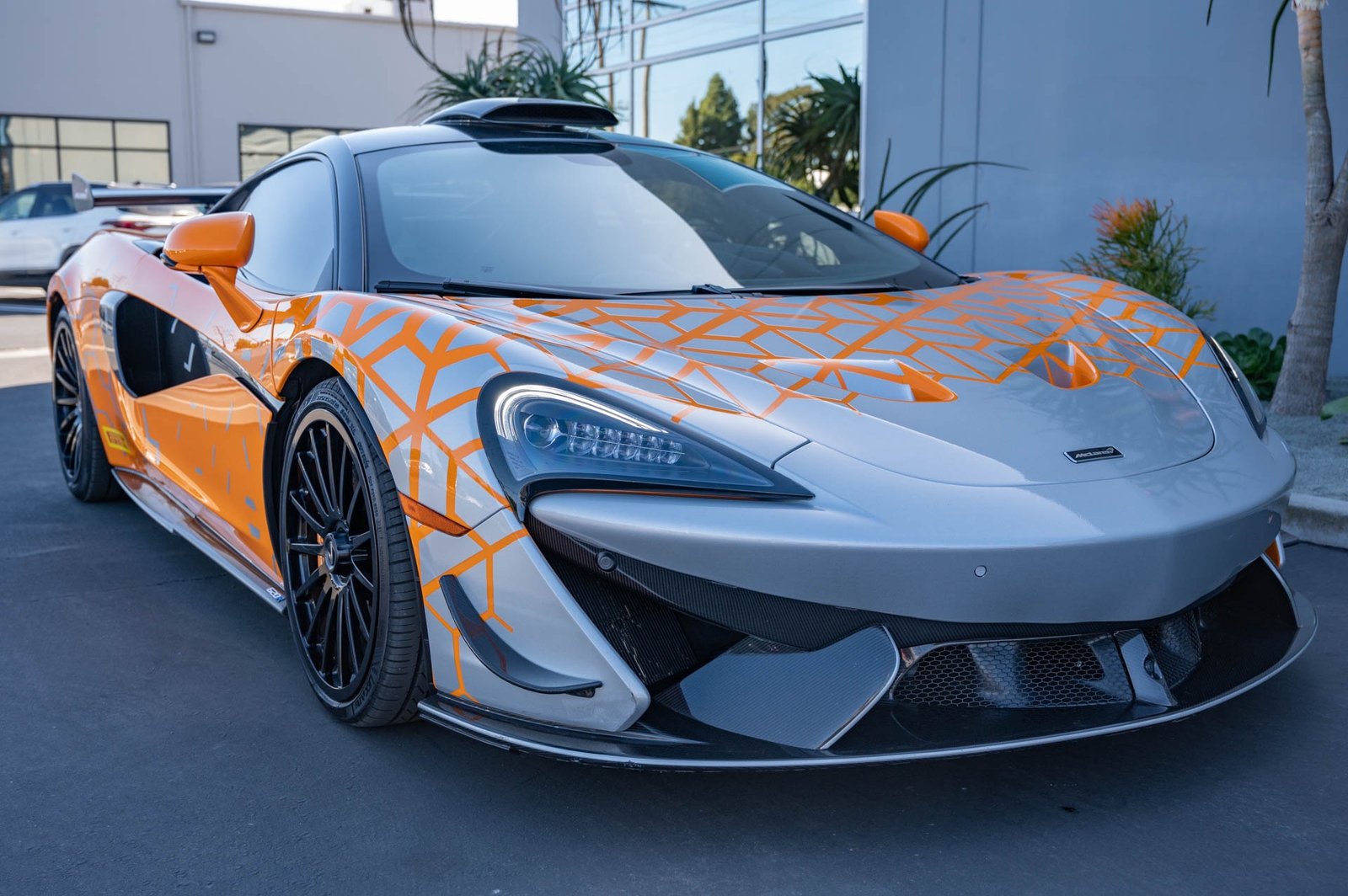 Used-2020-McLaren-620R-1676533201