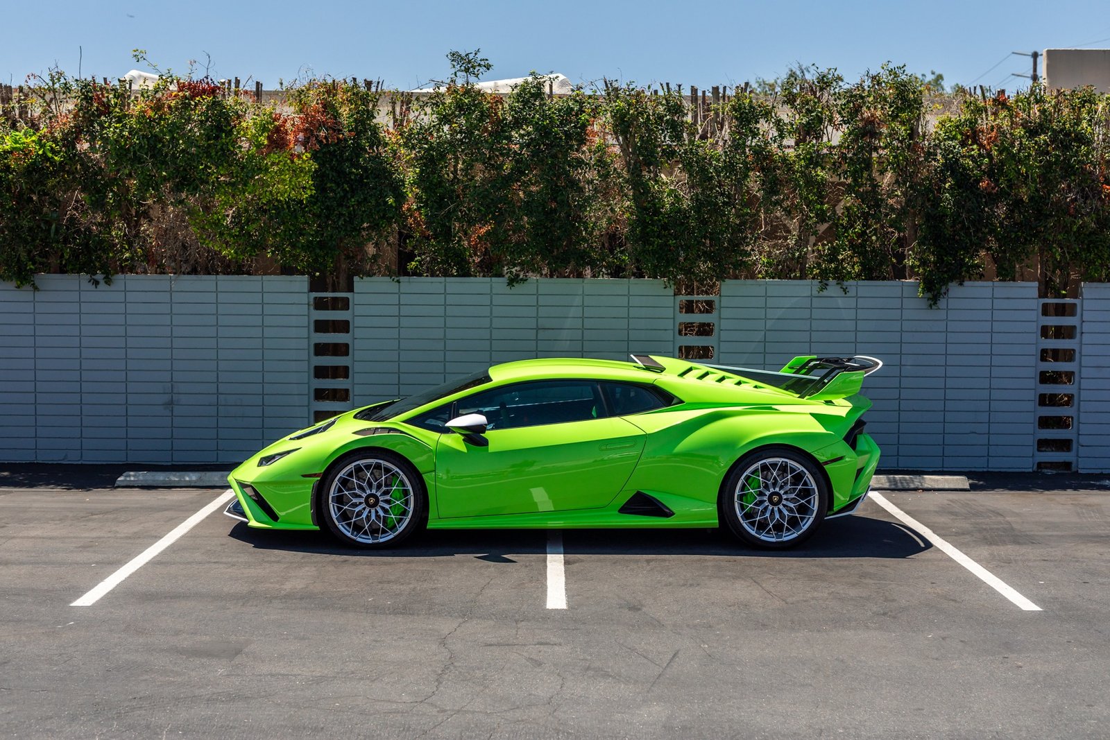 Used 2022 Lamborghini Huracan For Sale (17)