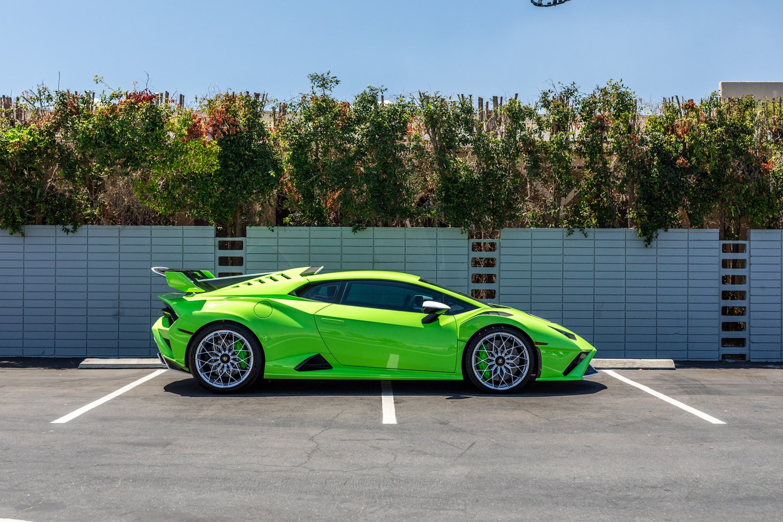 Used 2022 Lamborghini Huracan For Sale (4)