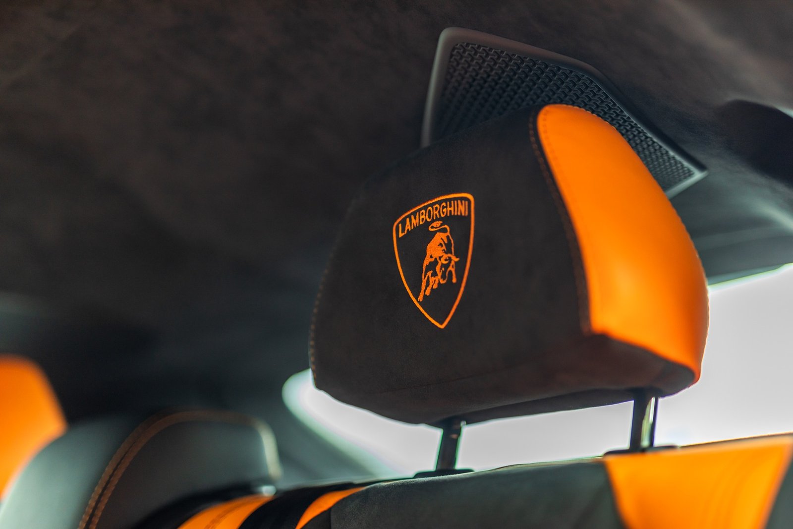 Used 2022 Lamborghini Urus For Sale (38)