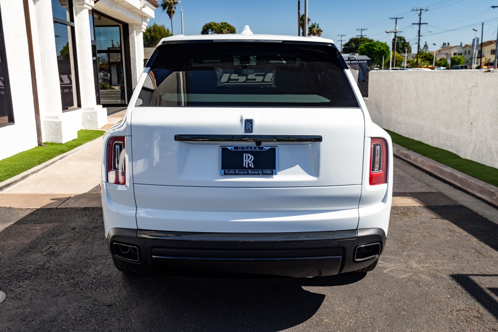 Used 2022 Rolls Royce Cullinan Black Badge (2)