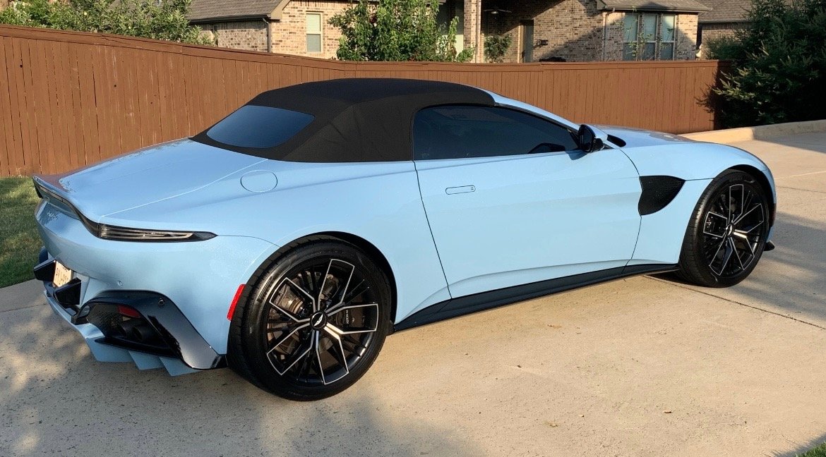 2021 Aston Martin Vantage (6)