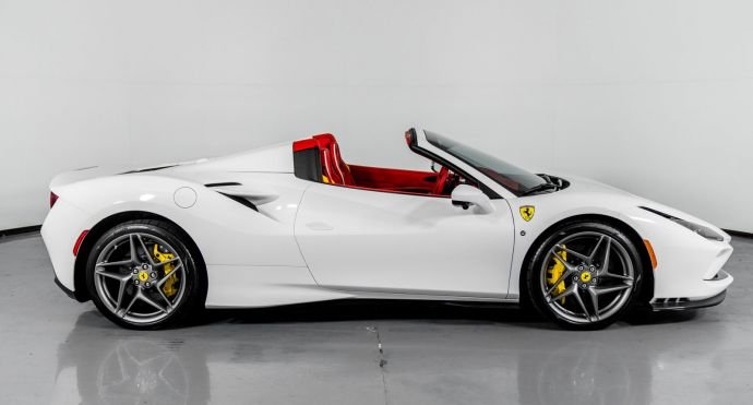 2022 Ferrari F8 Spider For Sale (22)
