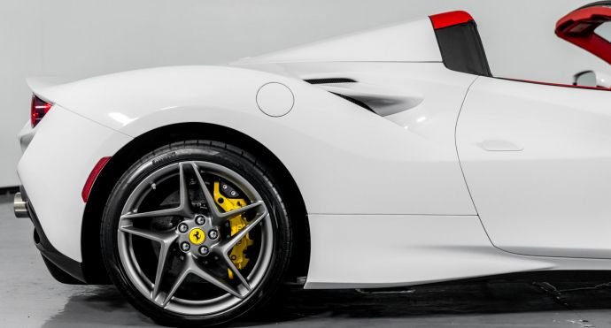 2022 Ferrari F8 Spider For Sale (34)