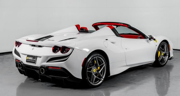 2022 Ferrari F8 Spider For Sale (4)