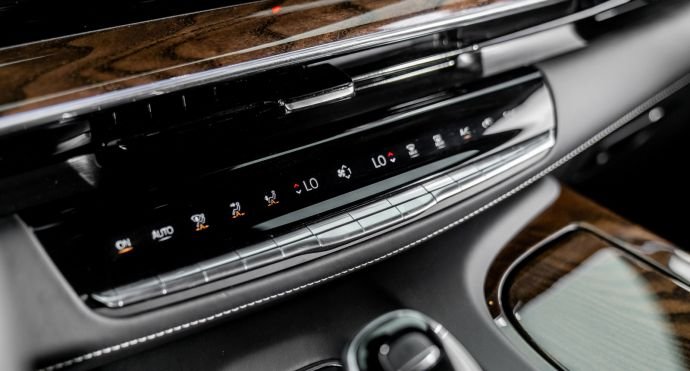 2023 Cadillac Escalade ESV – 4WD Sport Platinum Diesel For Sale (19)