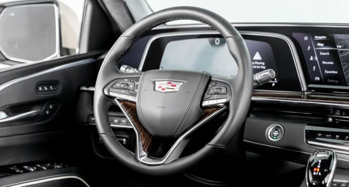 2023 Cadillac Escalade ESV – 4WD Sport Platinum Diesel For Sale (32)