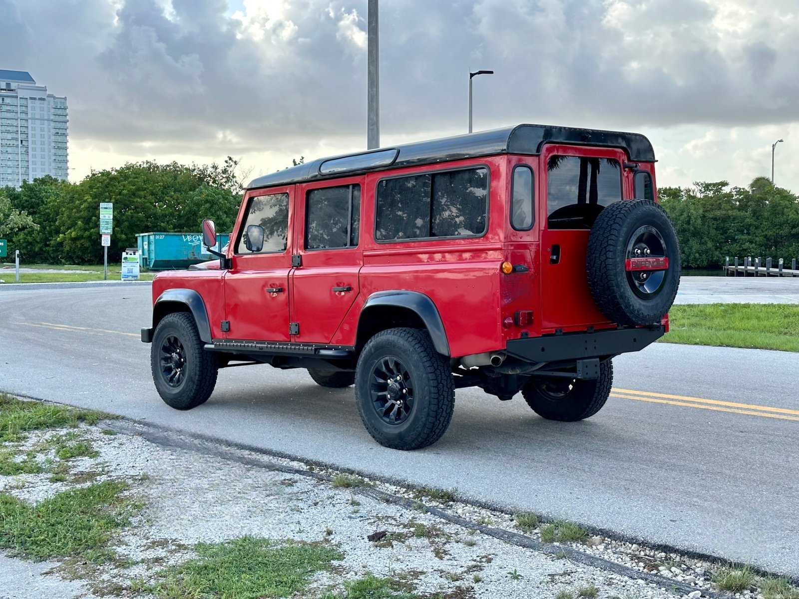 Used 1991 Land Rover Defender For Sale (7)