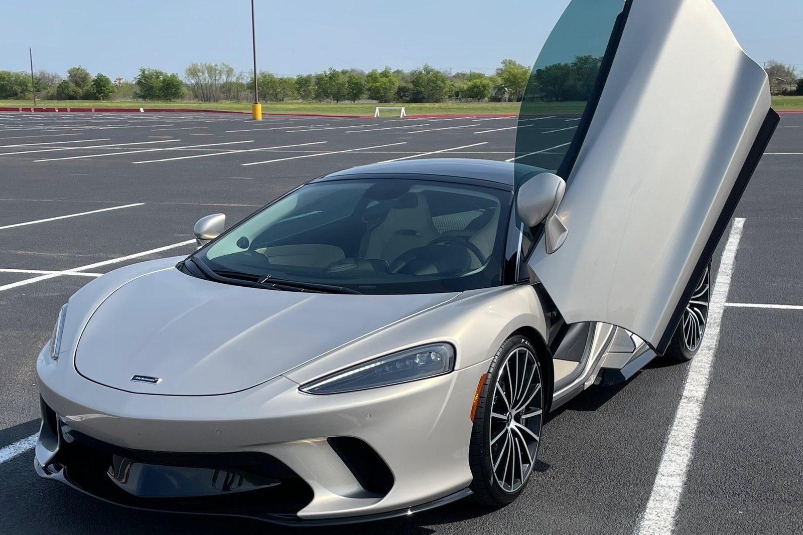 Used 2020 McLaren GT For Sale (1)