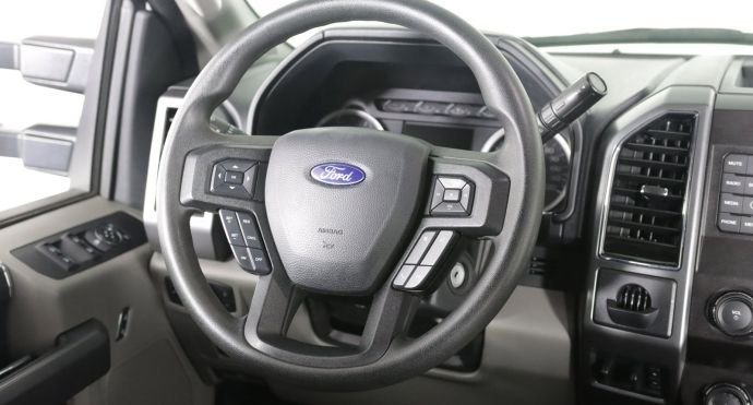 2019 Ford Super Duty F 350 DRW – XLT (15)