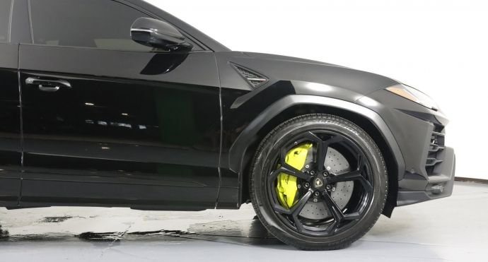 2020 Lamborghini Urus For Sale (2)